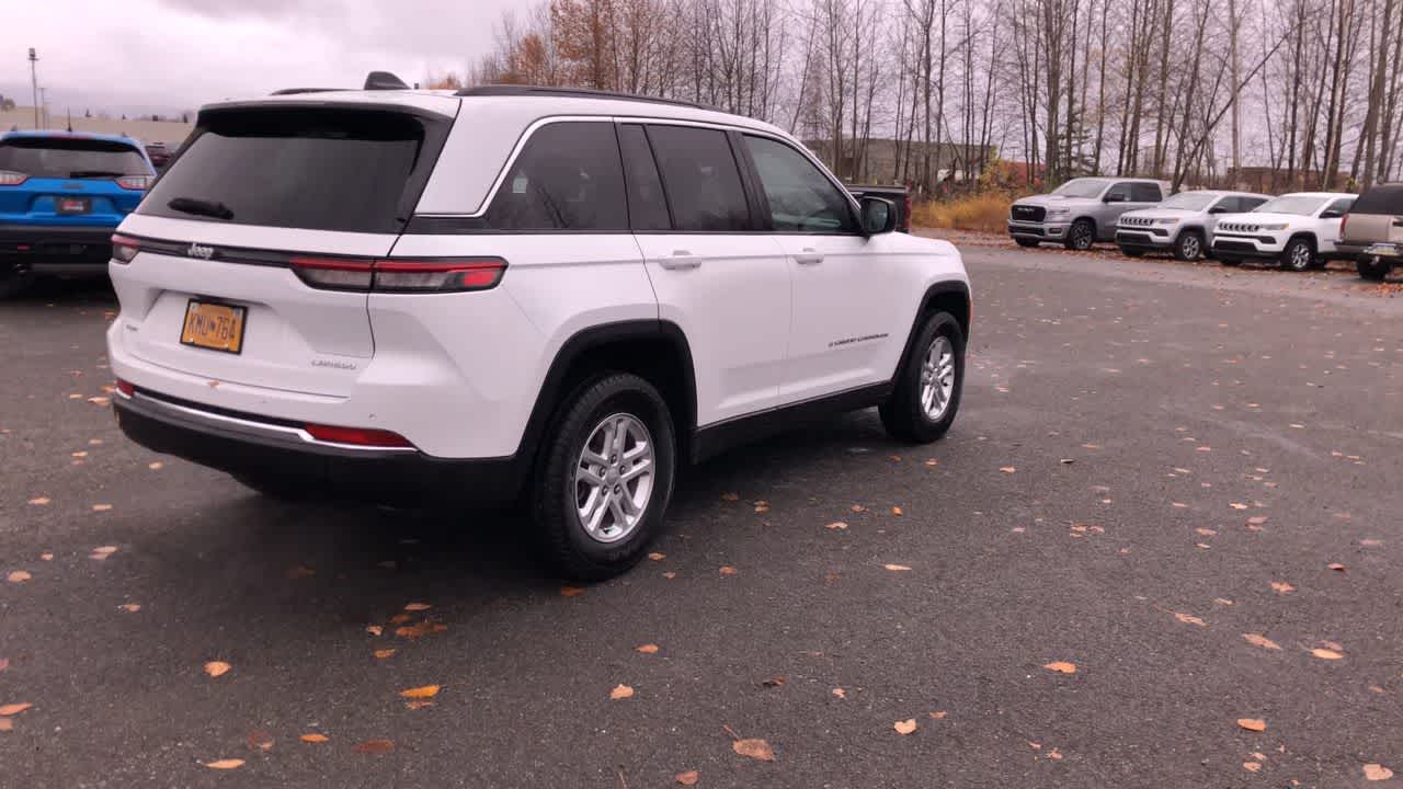 Thumbnail: 2024 Jeep Grand Cherokee - 13