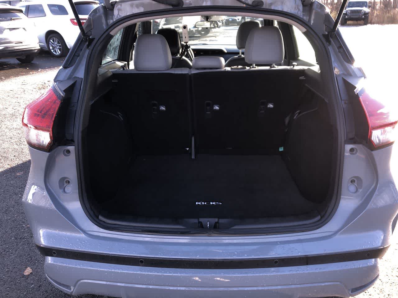 Thumbnail: 2023 Nissan Kicks - 20