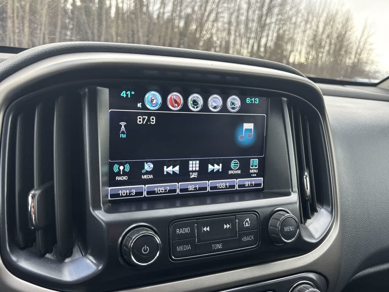 Thumbnail: 2018 Chevrolet Colorado - 15