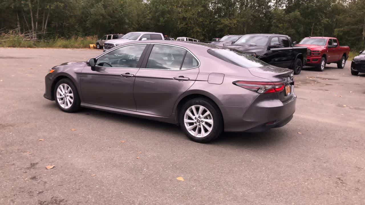 Thumbnail: 2024 Toyota Camry - 9