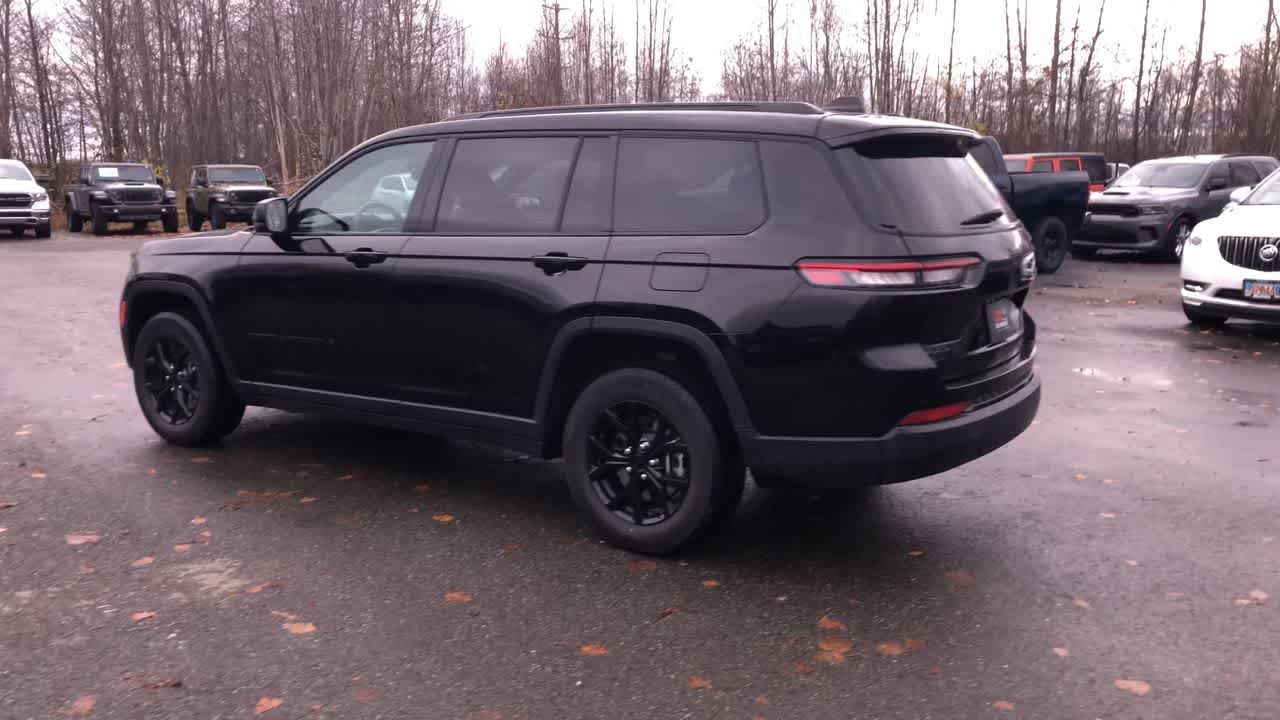 Thumbnail: 2024 Jeep Grand Cherokee L - 9