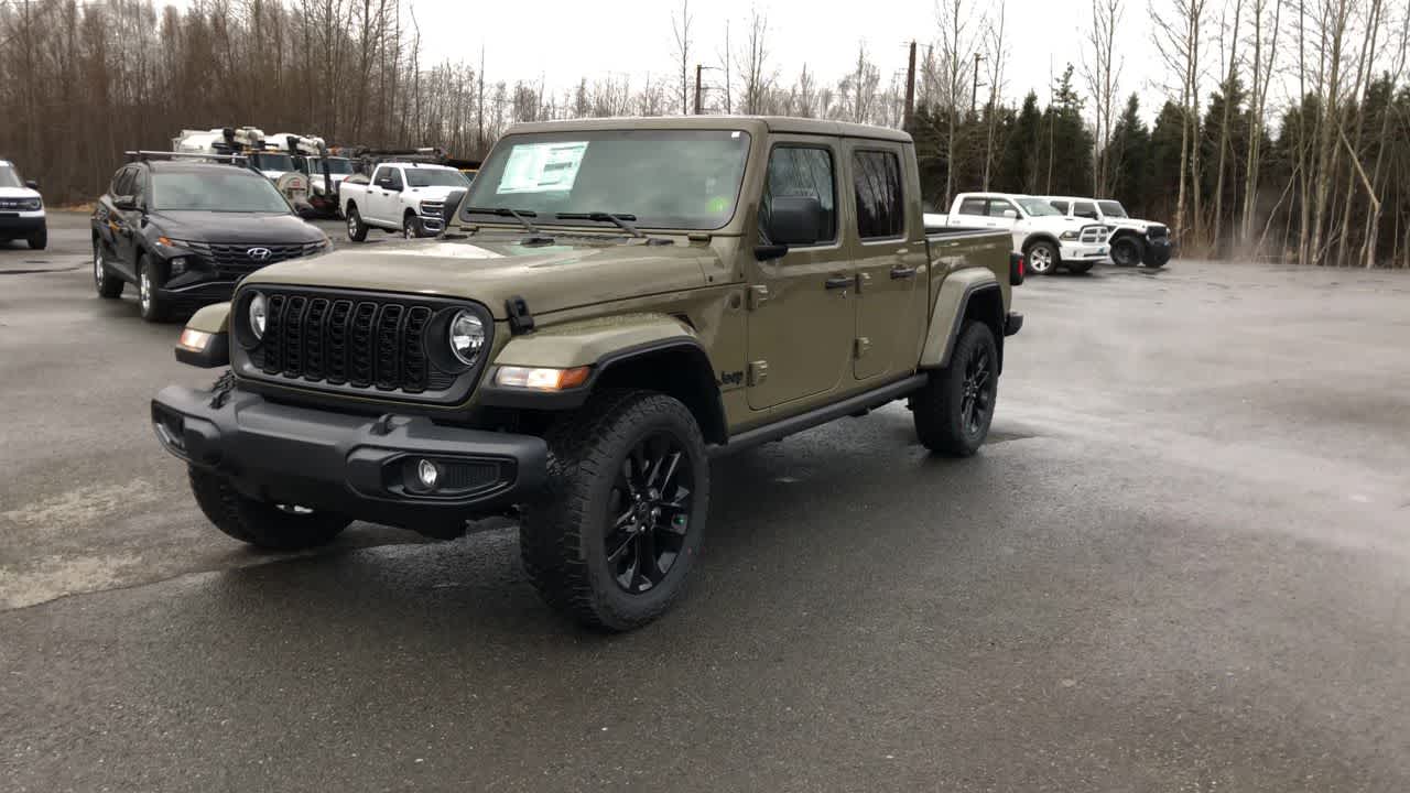 Thumbnail: 2025 Jeep Gladiator - 5