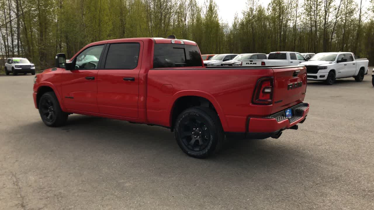 Thumbnail: 2025 RAM 1500 - 9