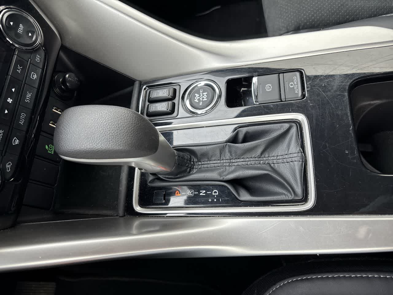 Thumbnail: 2024 Mitsubishi Eclipse Cross - 17