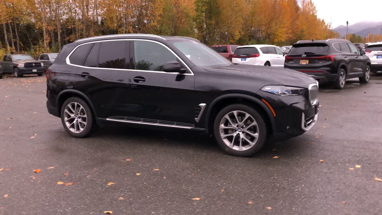 Thumbnail: 2025 BMW X5 - 17