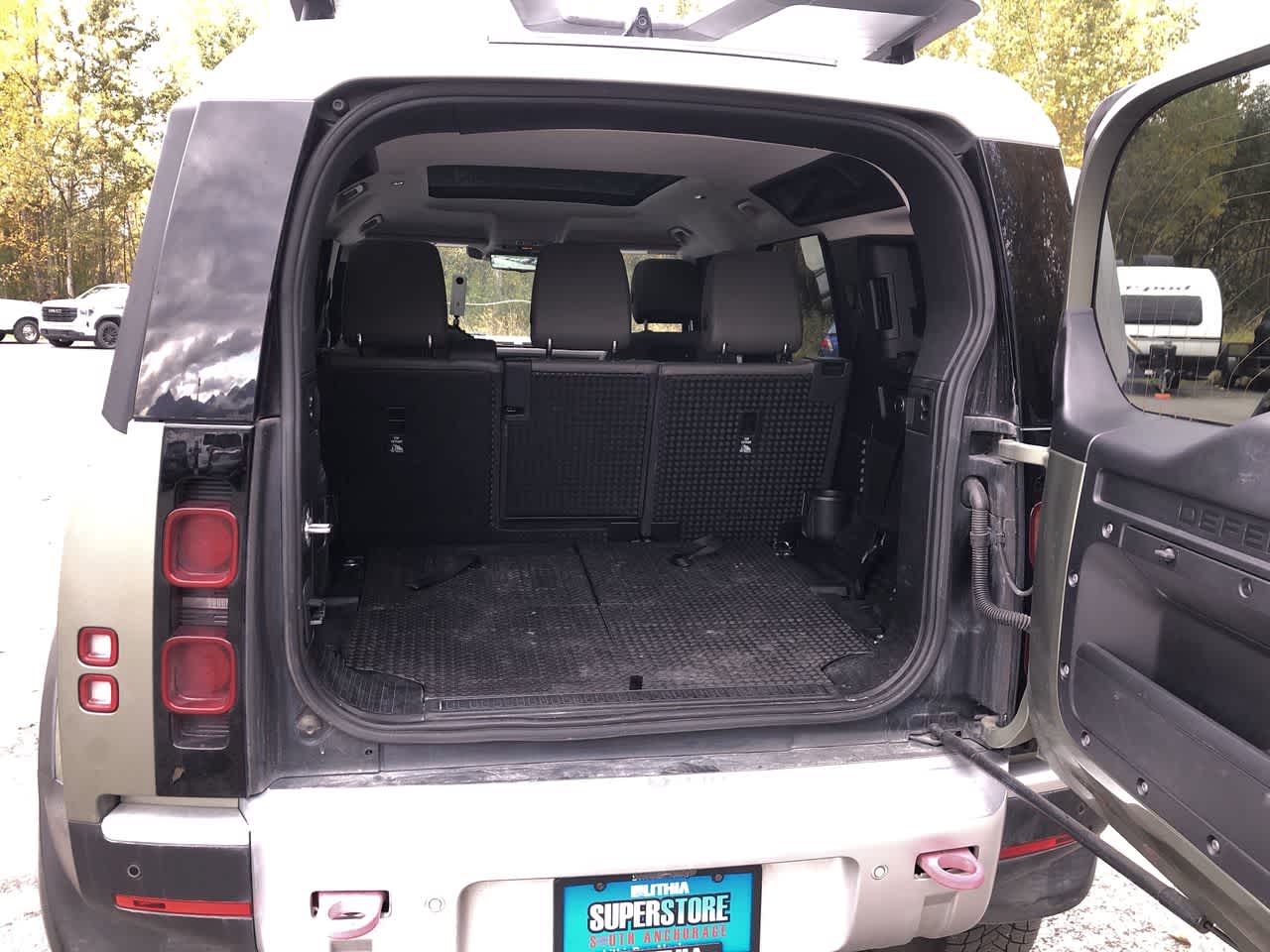 Thumbnail: 2020 Land Rover Defender - 20