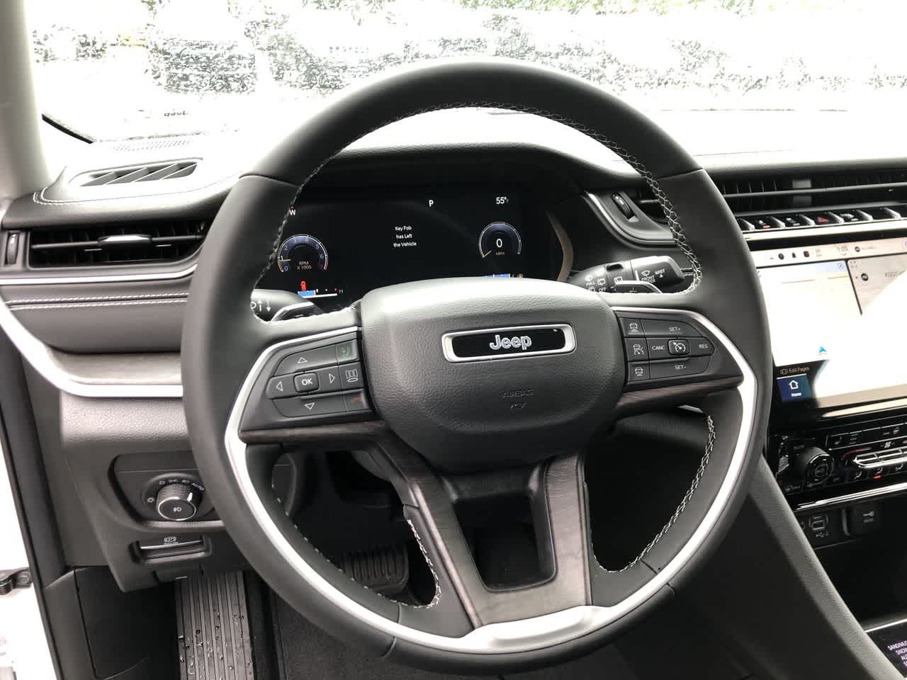 Thumbnail: 2023 Jeep Grand Cherokee - 25