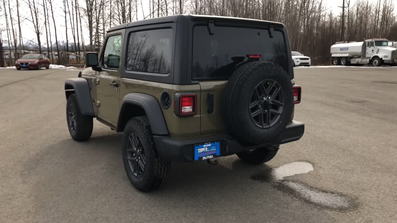 Thumbnail: 2025 Jeep Wrangler - 10