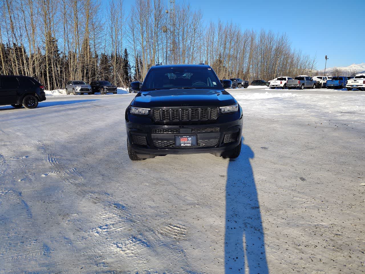 Thumbnail: 2024 Jeep Grand Cherokee L - 3