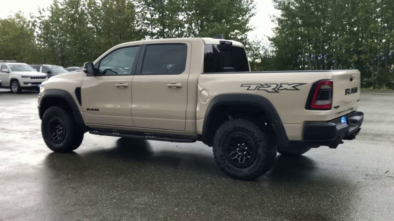 Thumbnail: 2022 RAM 1500 - 10