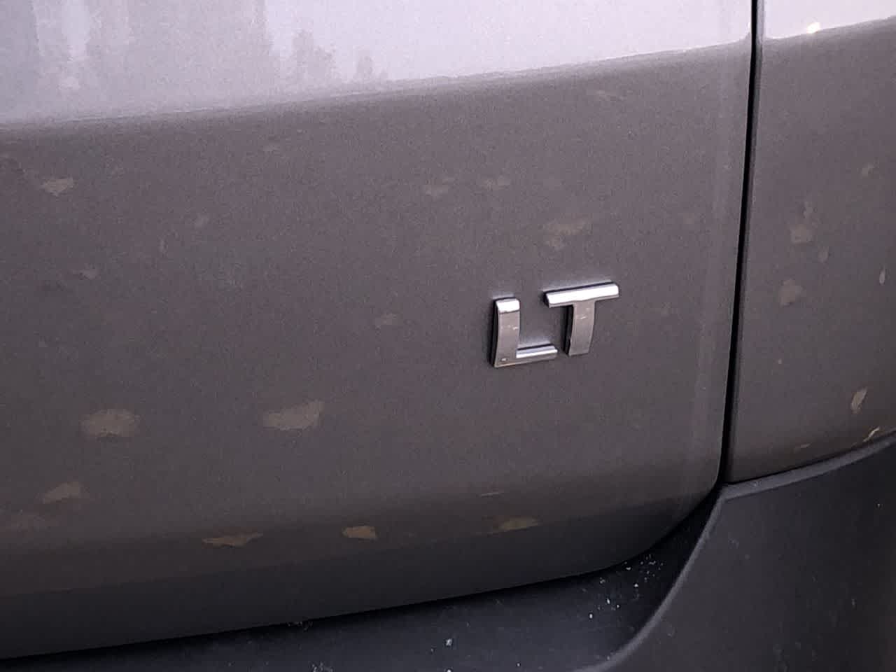 Thumbnail: 2023 Chevrolet Traverse - 19