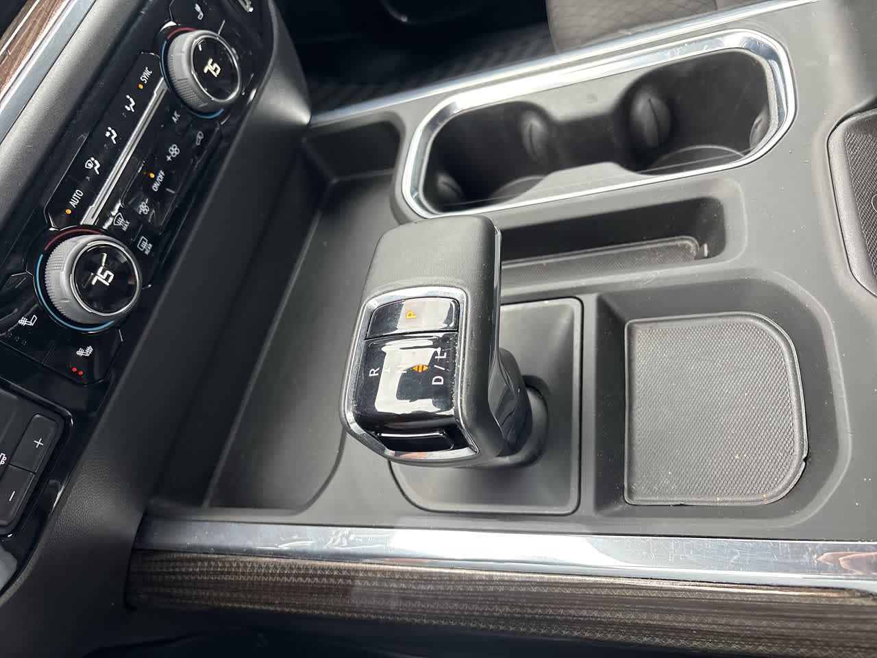 Thumbnail: 2024 Chevrolet Silverado 1500 - 18