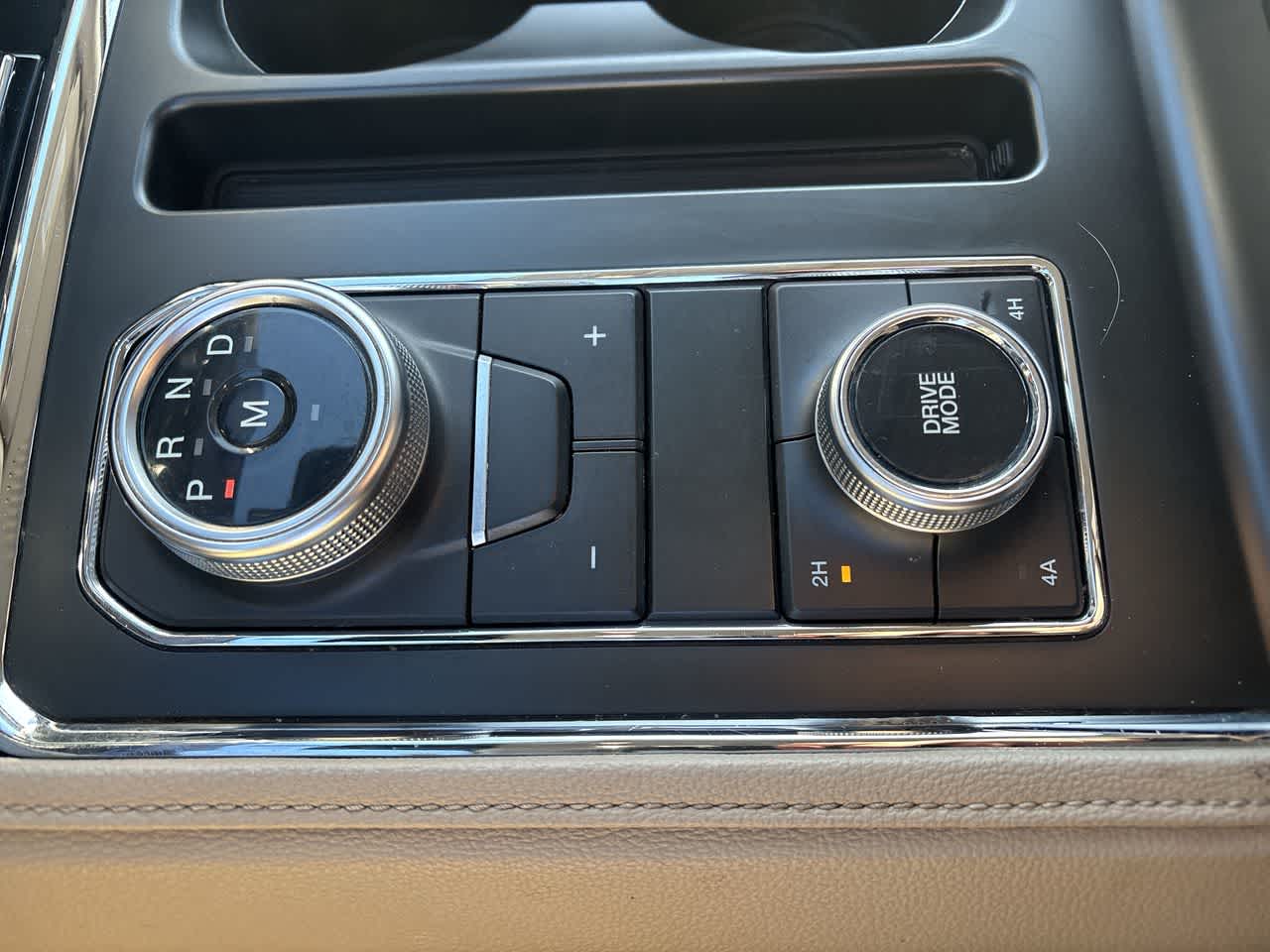 Thumbnail: 2024 Ford Expedition MAX - 18