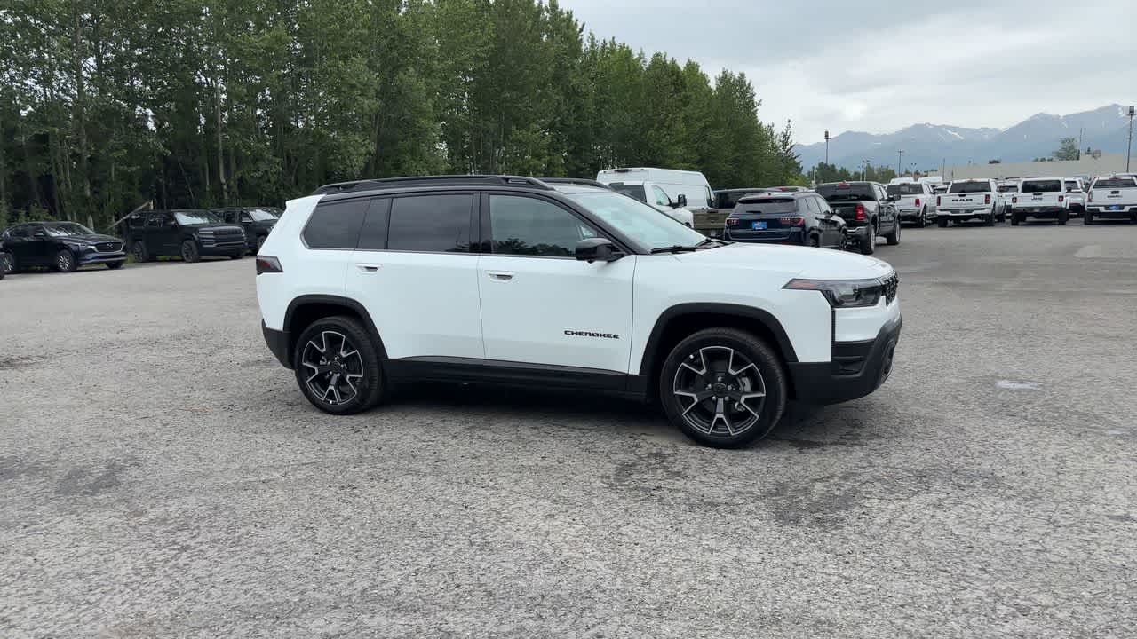 Thumbnail: 2026 Jeep Cherokee - 17