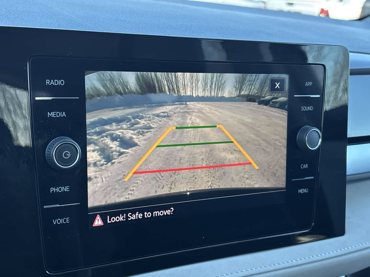 Thumbnail: 2025 Volkswagen Taos - 20