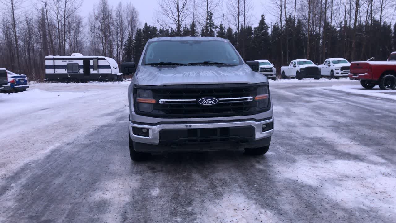 2024 Ford F-150 XLT photo 2