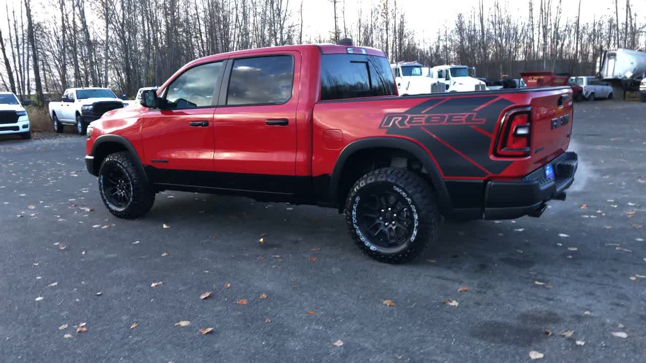 Thumbnail: 2025 RAM 1500 - 9