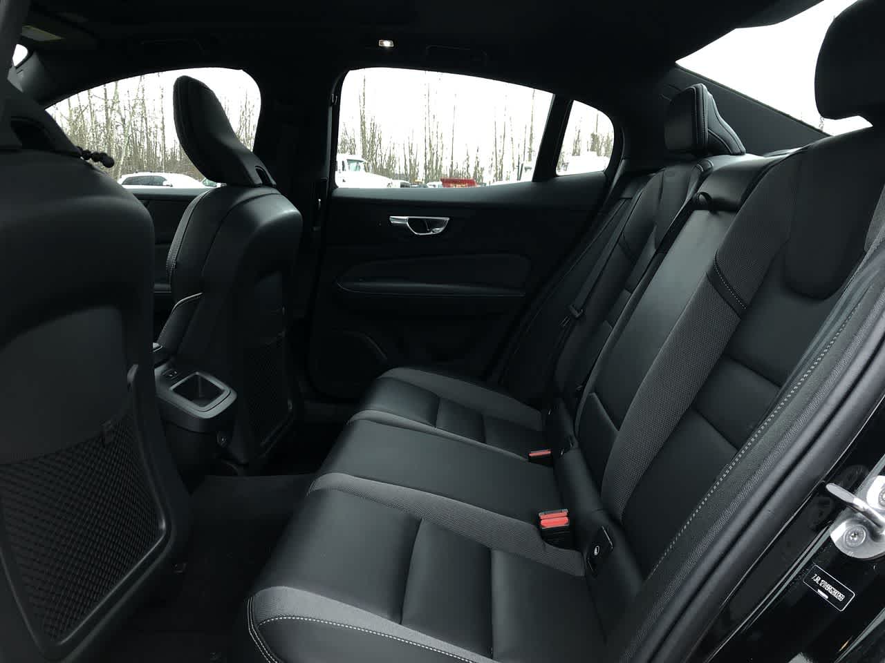 Thumbnail: 2024 Volvo S60 - 22