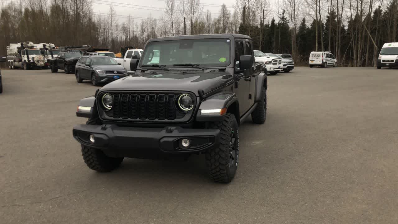 2025 Jeep Gladiator Willys photo 4