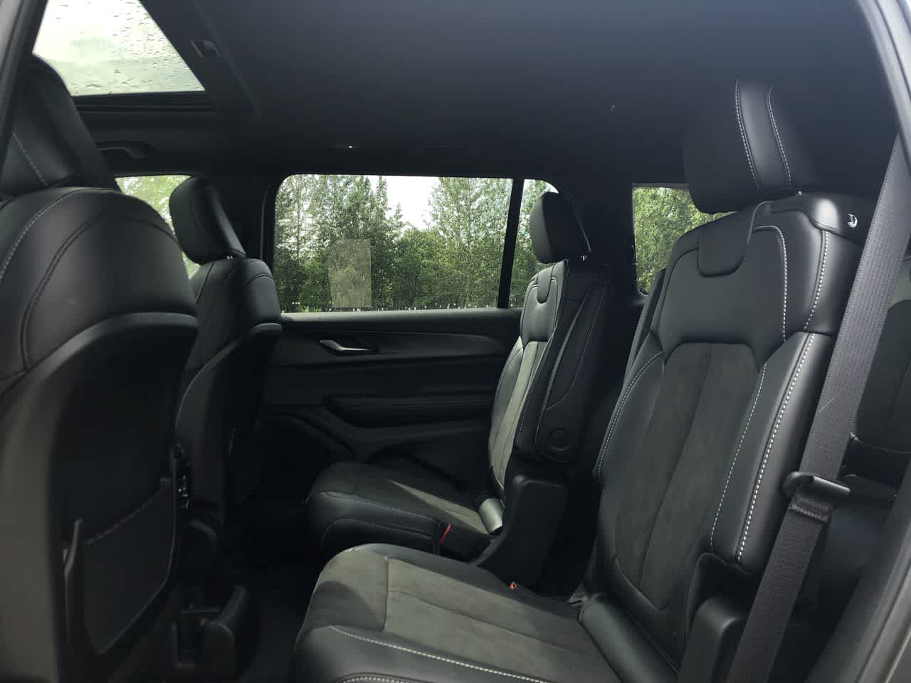 Thumbnail: 2025 Jeep Grand Cherokee - 22