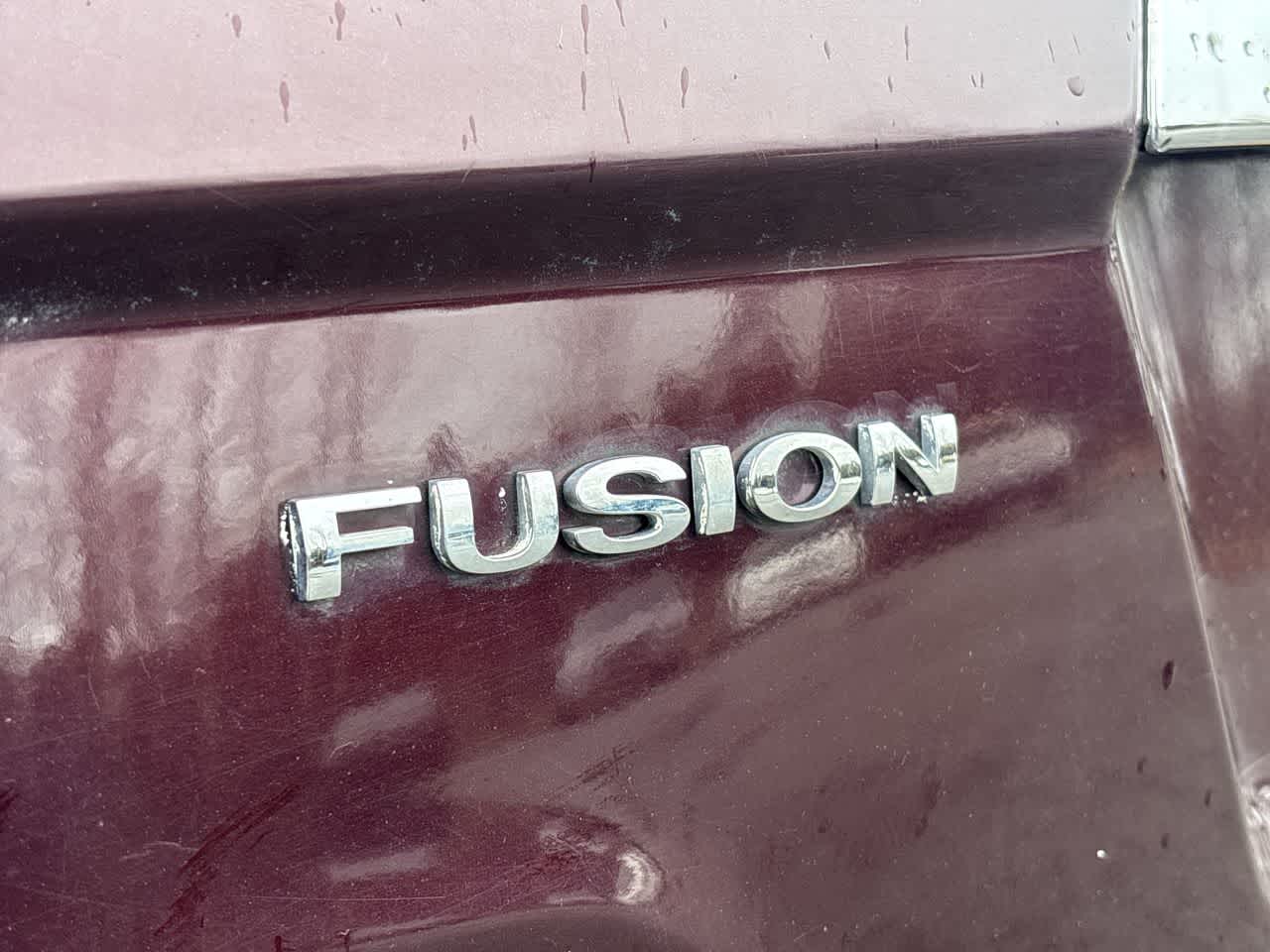 Thumbnail: 2011 Ford Fusion - 18