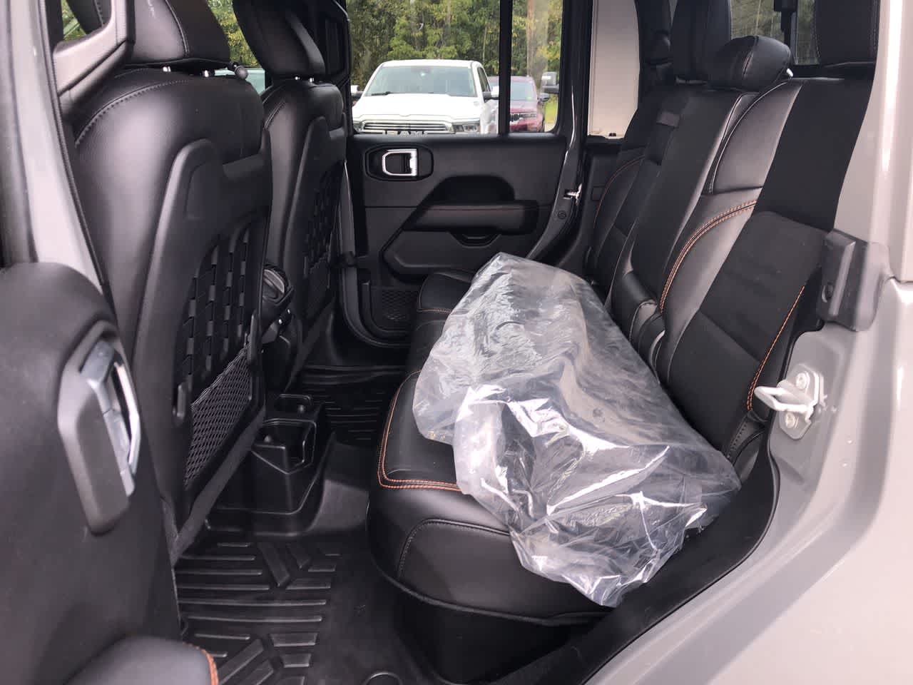 Thumbnail: 2020 Jeep Gladiator - 21