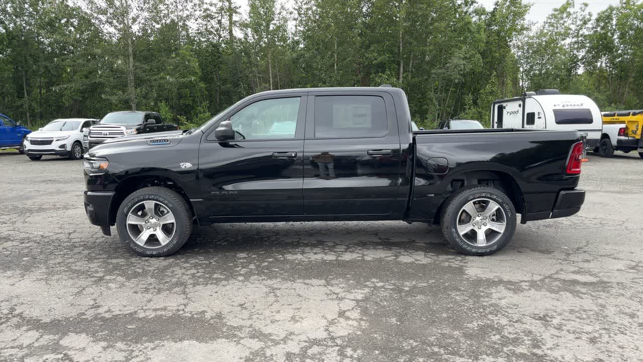 Thumbnail: 2026 RAM 1500 - 8