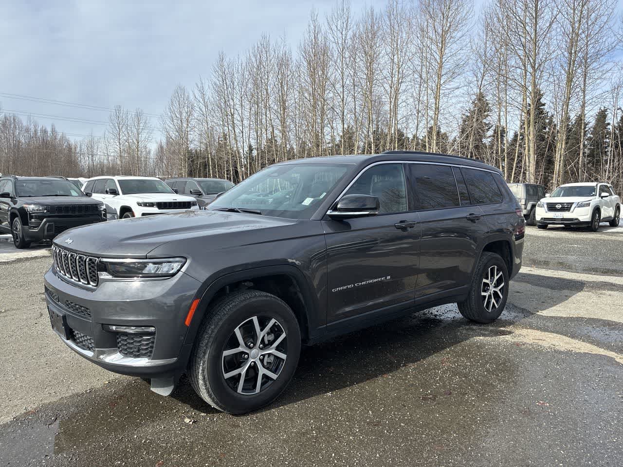 Thumbnail: 2024 Jeep Grand Cherokee L - 4