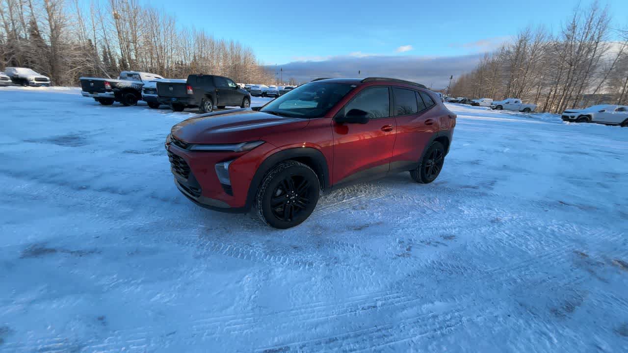 Thumbnail: 2024 Chevrolet Trax - 6