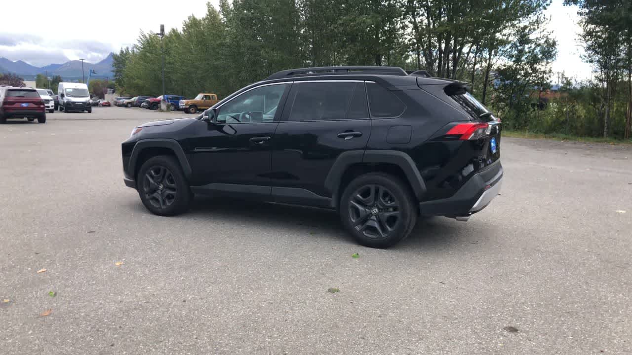 Thumbnail: 2024 Toyota RAV4 - 10