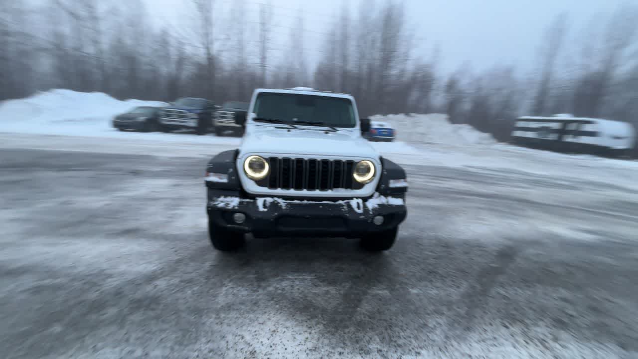 Thumbnail: 2026 Jeep Wrangler - 4