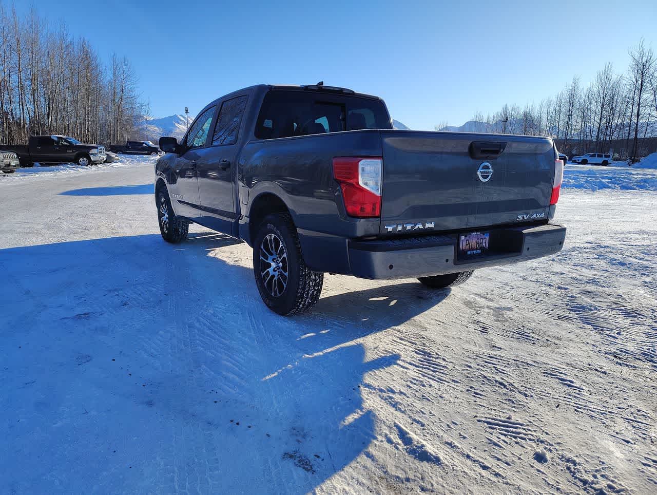 Thumbnail: 2022 Nissan Titan - 6