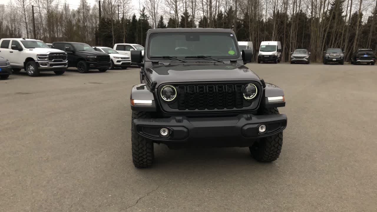 Thumbnail: 2025 Jeep Gladiator - 3