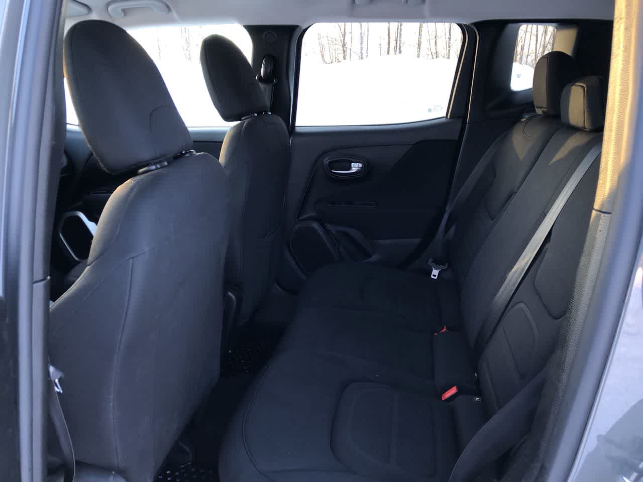 Thumbnail: 2020 Jeep Renegade - 22