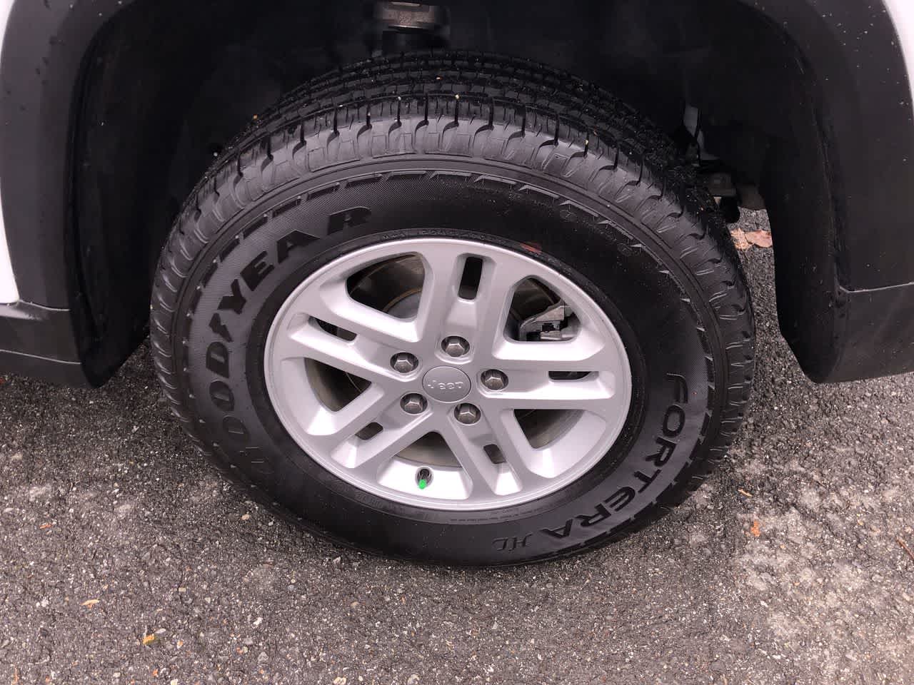 Thumbnail: 2024 Jeep Grand Cherokee - 29