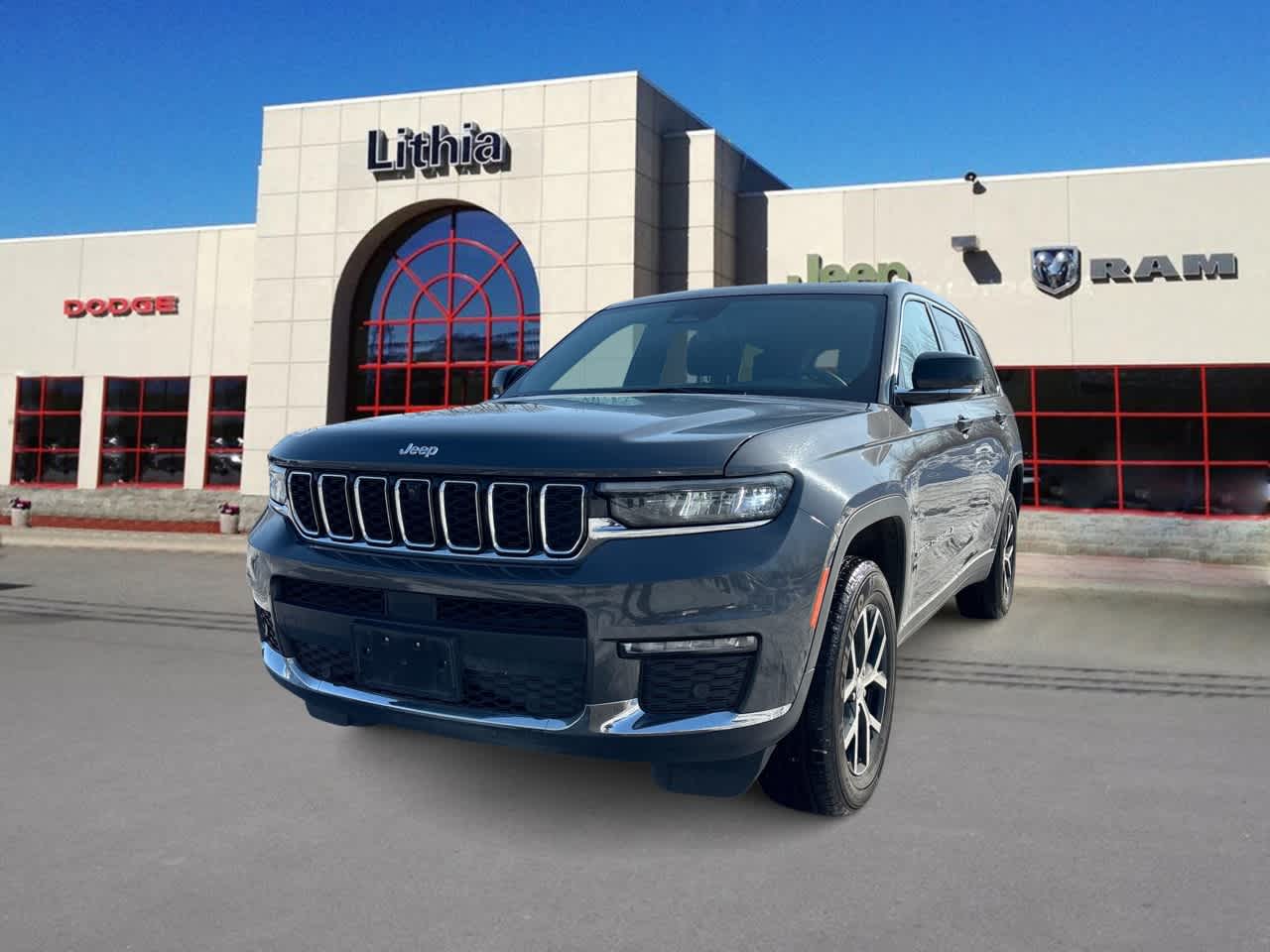 2024 Jeep Grand Cherokee L Limited 4x4's photo