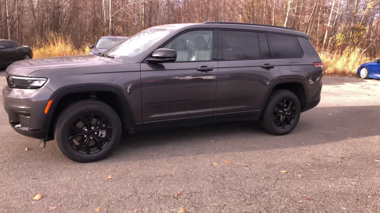 Thumbnail: 2024 Jeep Grand Cherokee L - 6