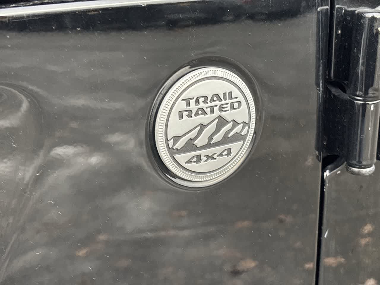 Thumbnail: 2021 Jeep Wrangler - 18