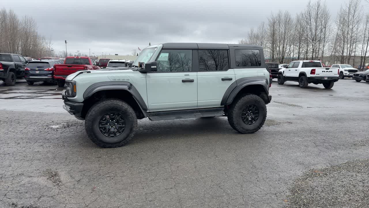 Thumbnail: 2023 Ford Bronco - 7