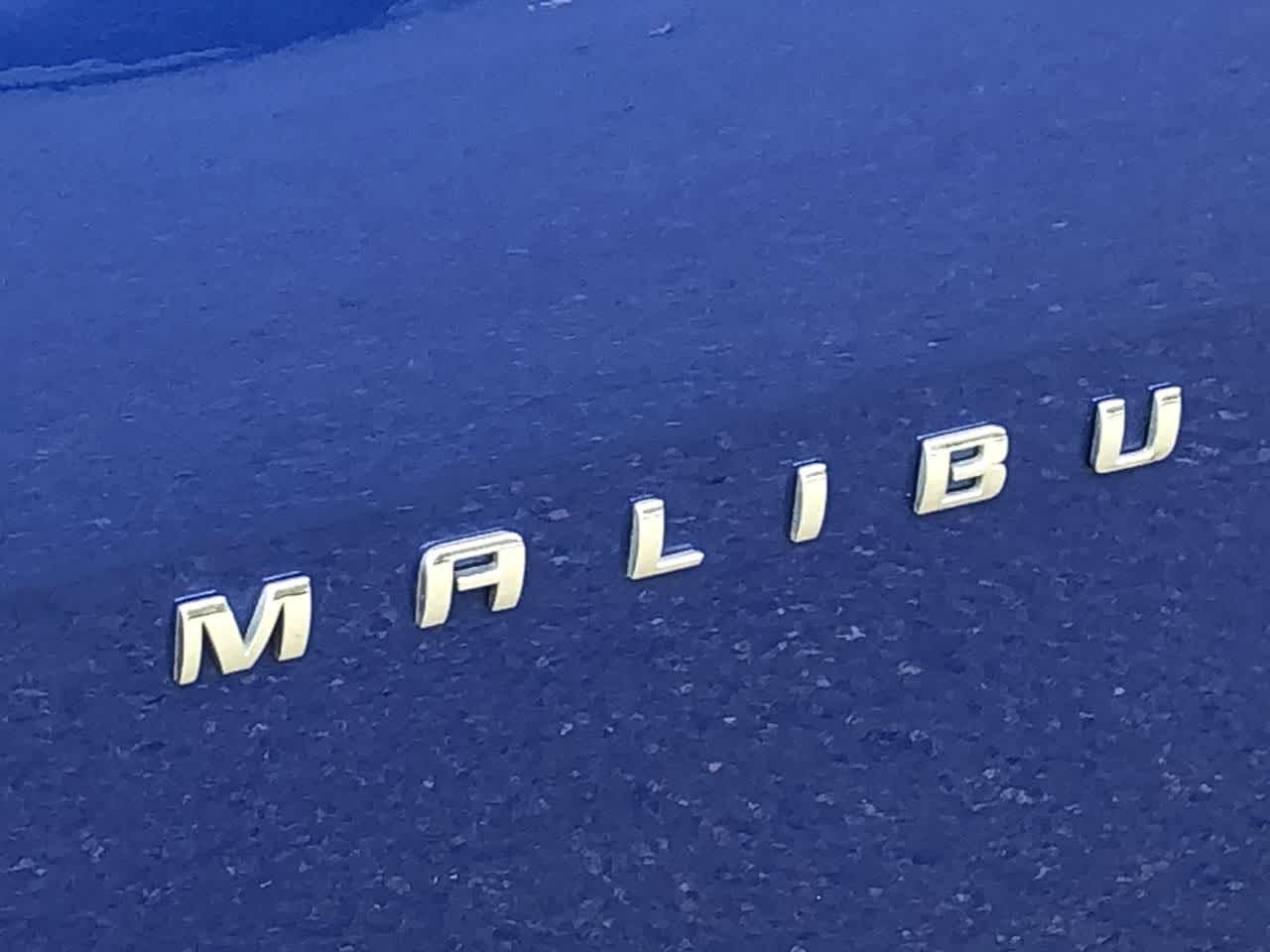 Thumbnail: 2023 Chevrolet Malibu - 18