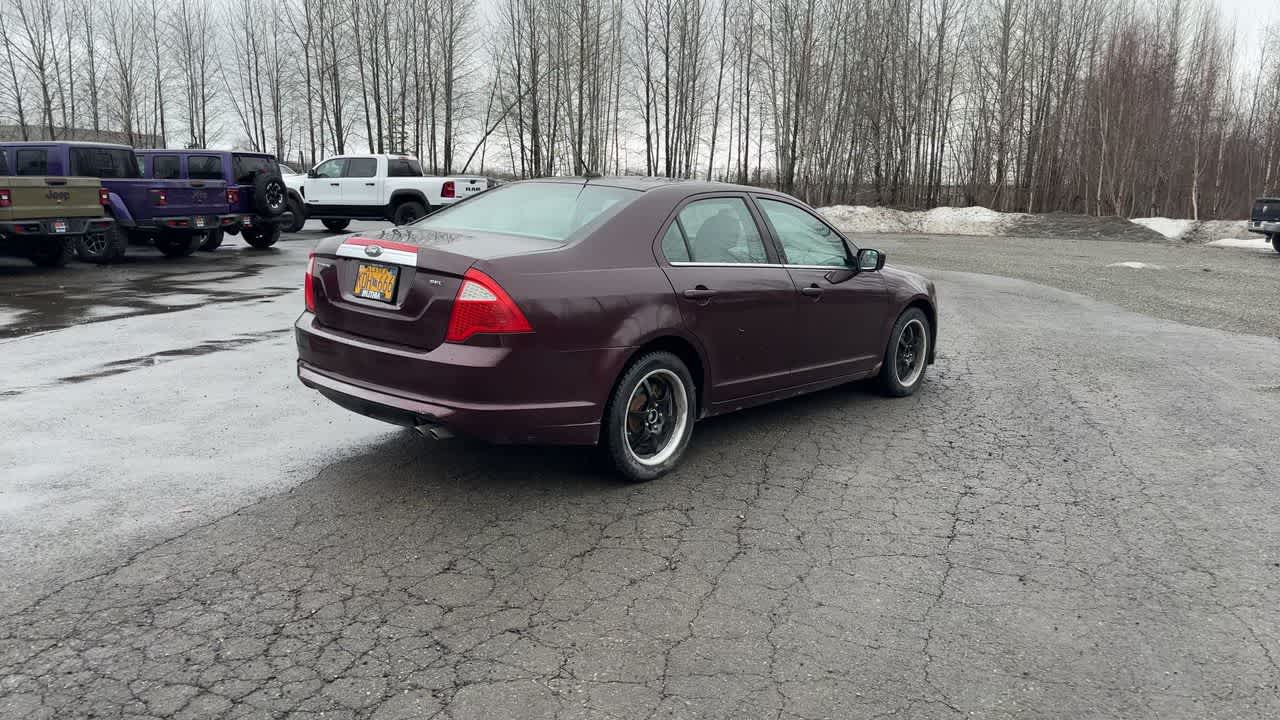 Thumbnail: 2011 Ford Fusion - 14