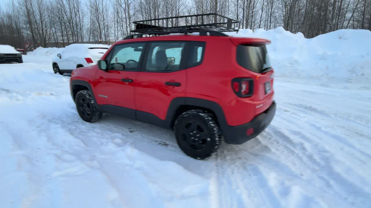 Thumbnail: 2017 Jeep Renegade - 10