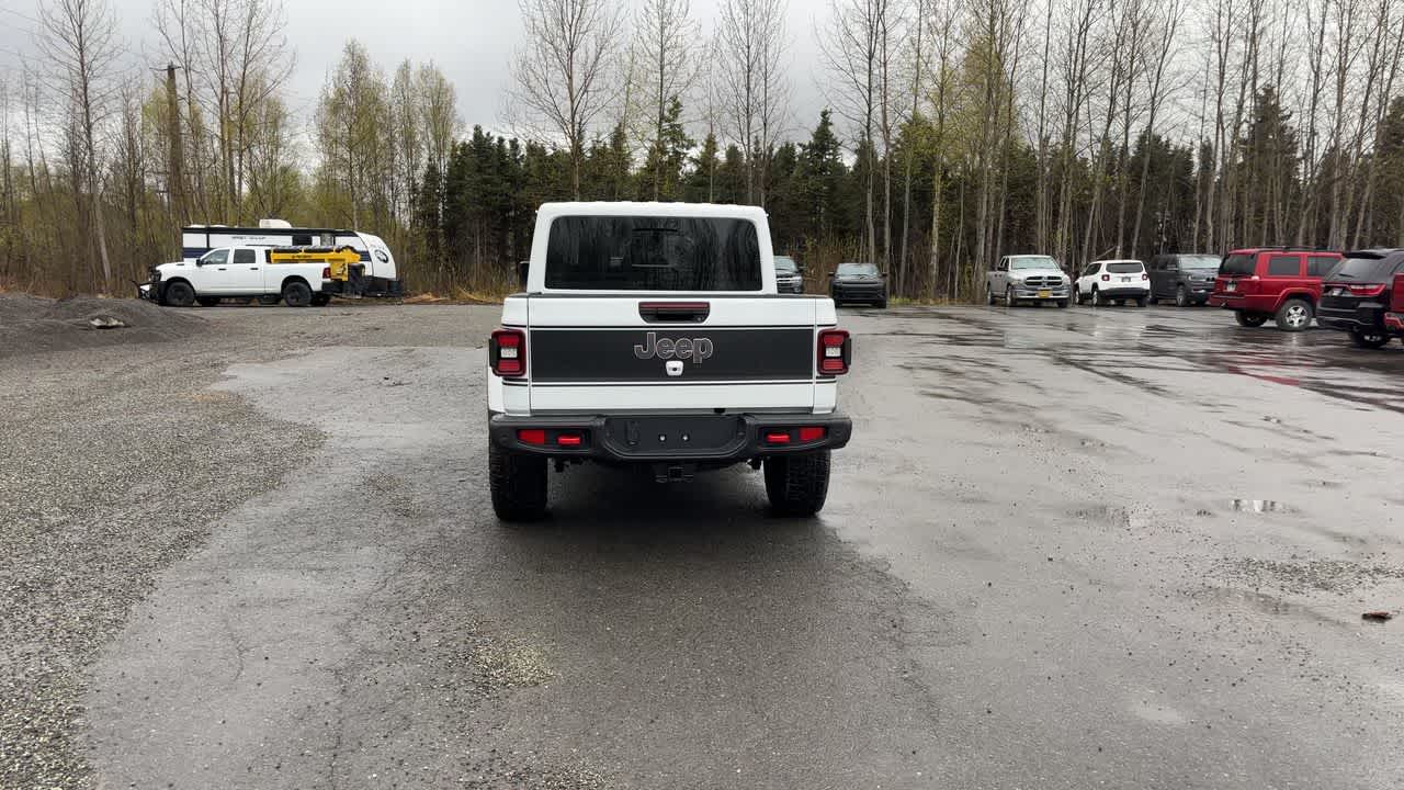 Thumbnail: 2026 Jeep Gladiator - 12