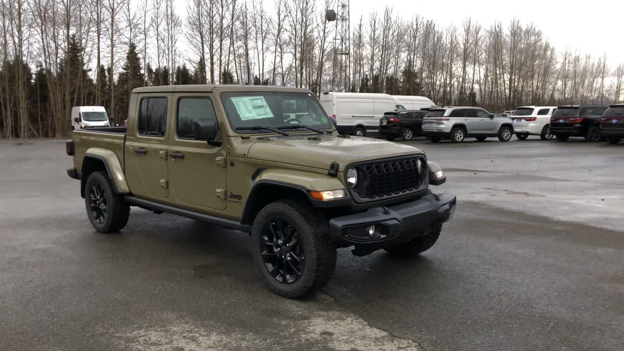 Thumbnail: 2025 Jeep Gladiator - 2