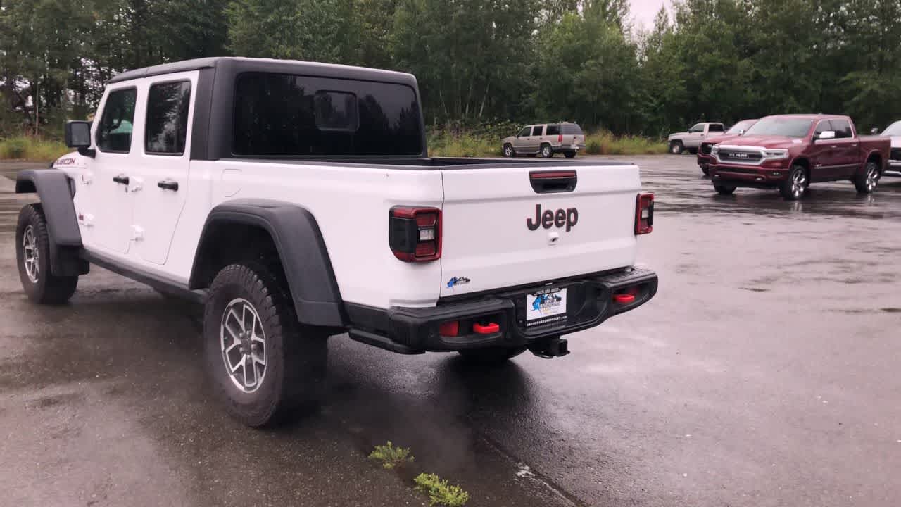 Thumbnail: 2024 Jeep Gladiator - 10