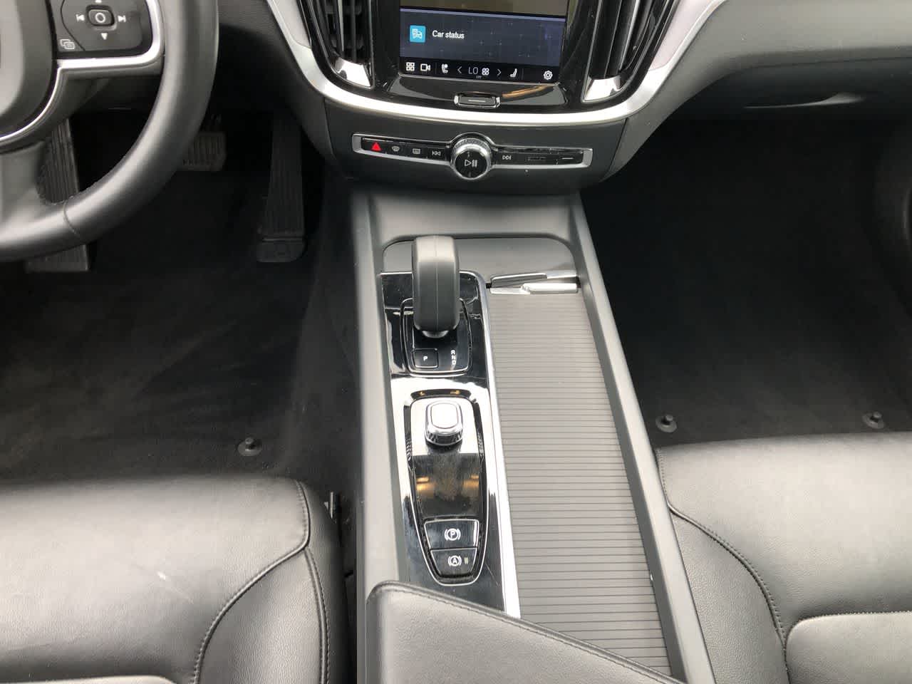 Thumbnail: 2024 Volvo S60 - 27