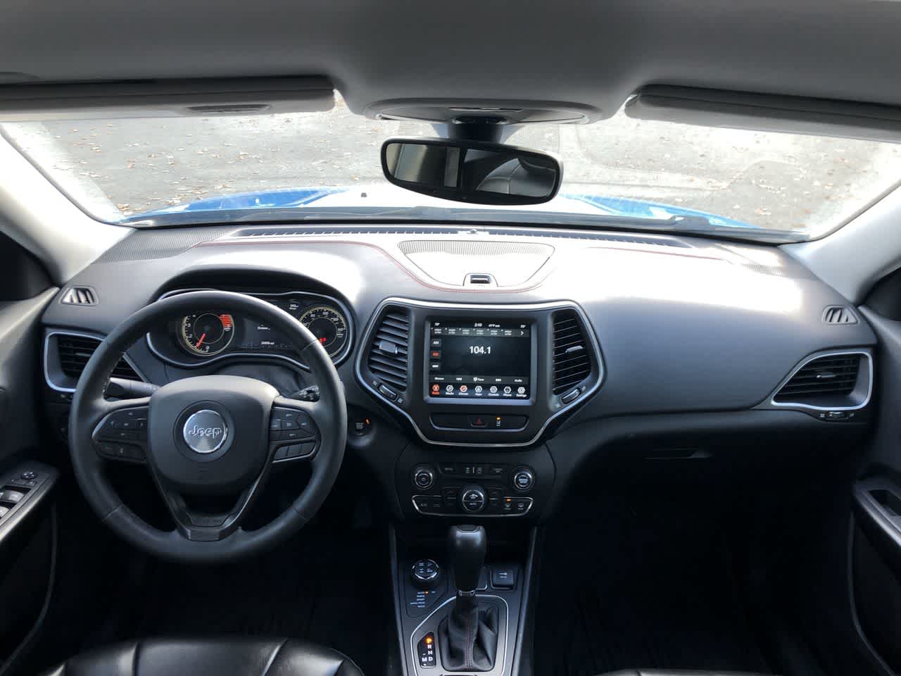 Thumbnail: 2022 Jeep Cherokee - 18