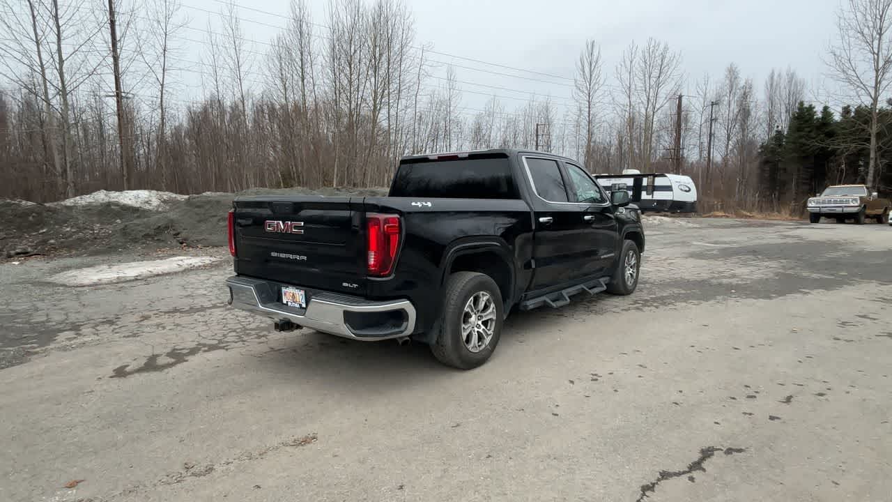 Thumbnail: 2022 GMC Sierra 1500 - 14