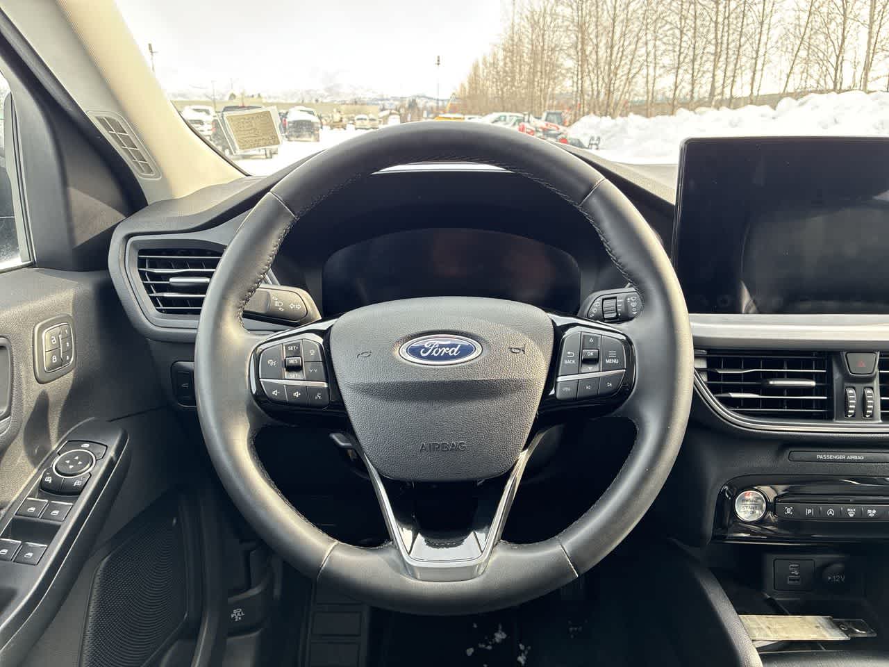 Thumbnail: 2023 Ford Escape - 17