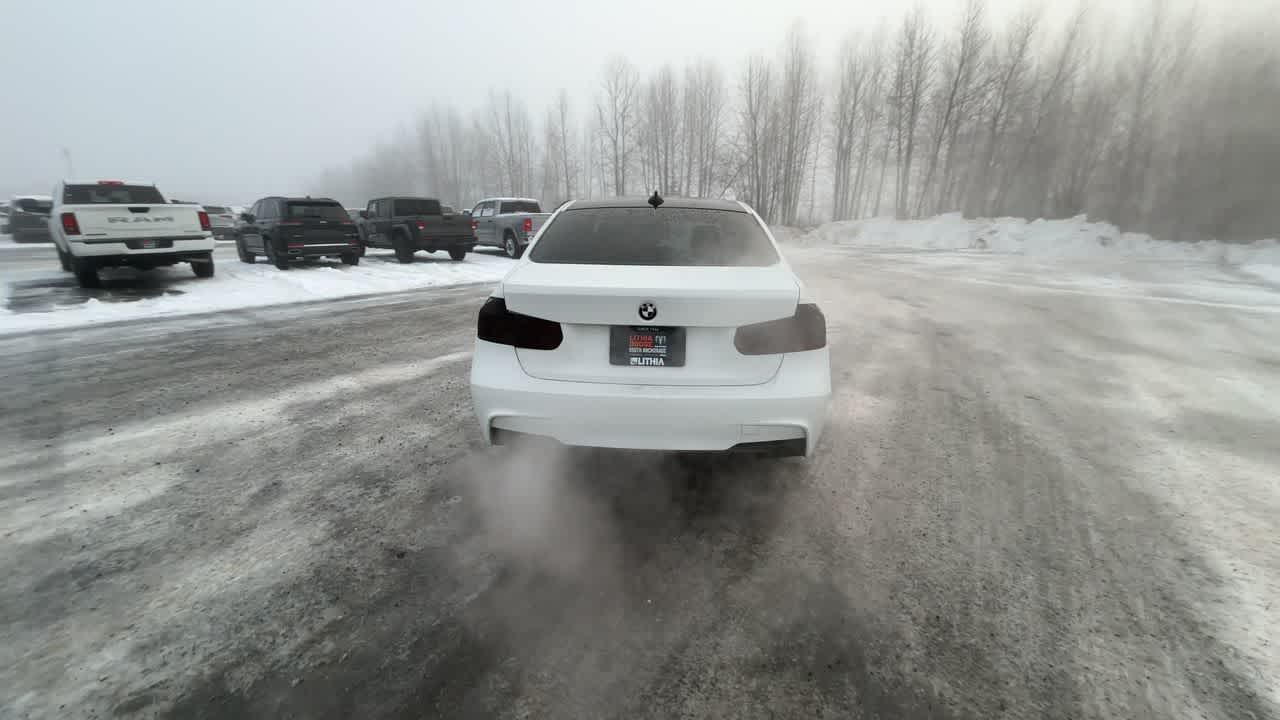 Thumbnail: 2013 BMW 3 Series - 12